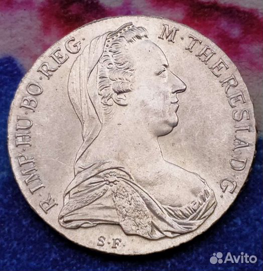 Серебряные монеты разных стран