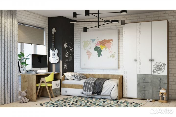 Стол письменный компактный Тренд