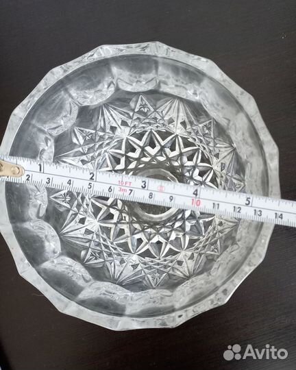 Хрустальная конфетница