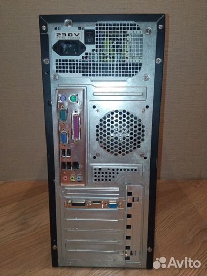 Офисный компьютер
