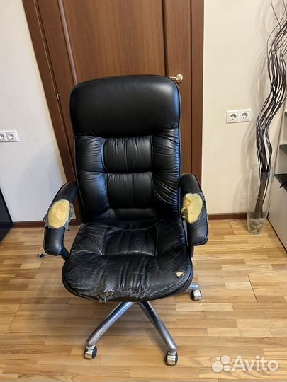 Офисное кресло под перетяжку