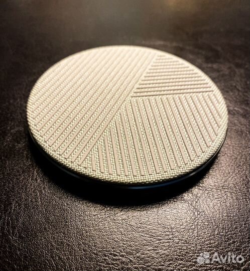 Беспроводное зарядное устройство Native Union