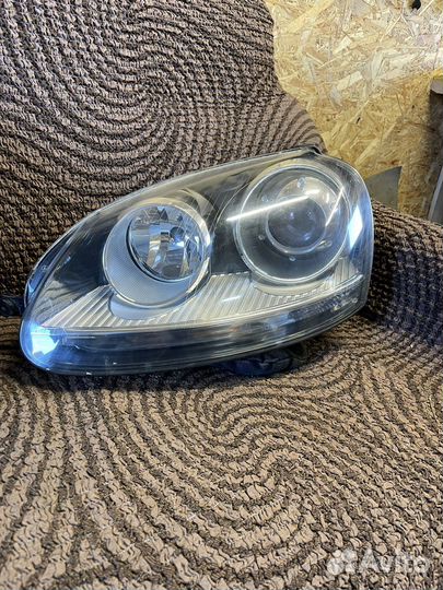 Фара левая правая, ксенон volkswagen jetta 5
