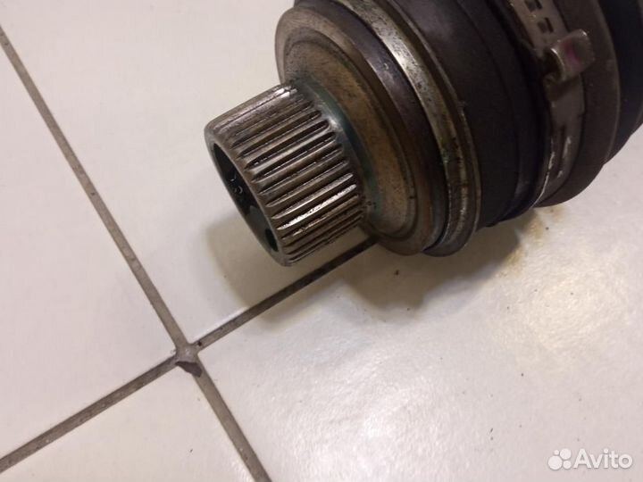 Привод передний Audi A5 8T 8TA