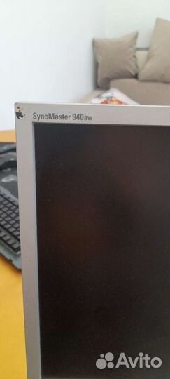 Монитор Samsung