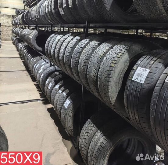 Nokian Tyres Hakkapeliitta 4 235/65 R17 104M