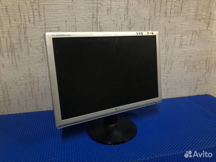 Монитор Samsung W1934S 