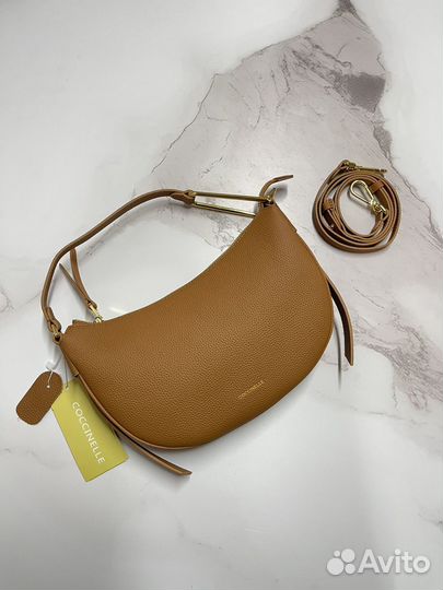 Сумка coccinelle кожа