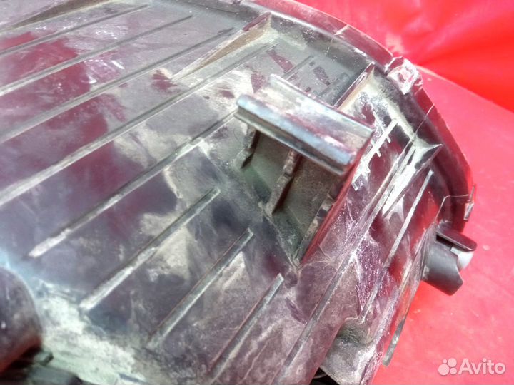 Фара ксенон передняя правая Hyundai Santa Fe 3