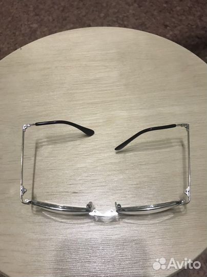 Очки для зрения +4