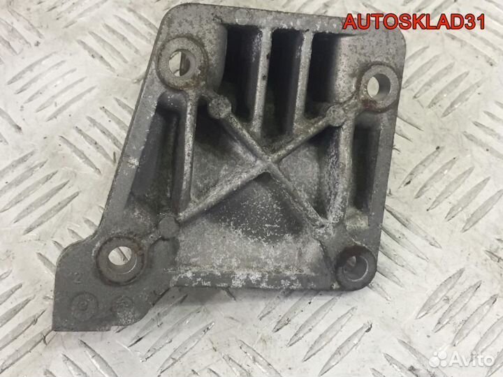 Кронштейн двигателя BMW E39 M57D 22116751226