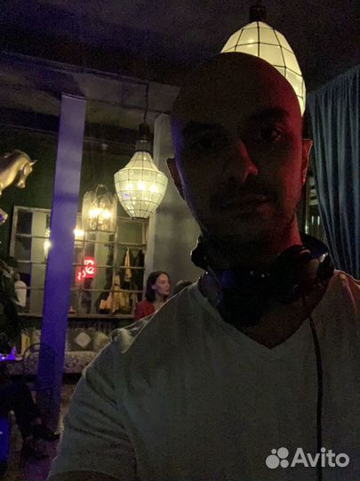 DJ/Диджей в кафе-бар-лофт-ресторан