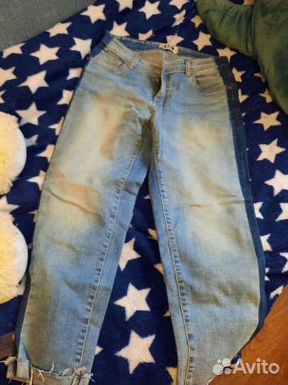 Джинсы широкие