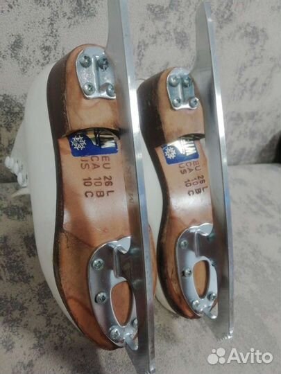 Коньки фигурные