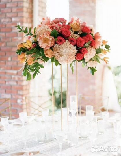 Продажа и аренда стоек пoд цветы