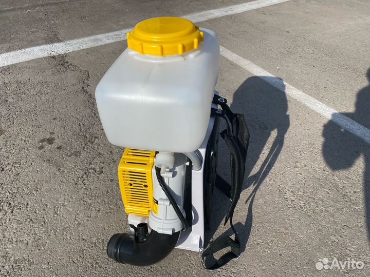 Опрыскиватель бензиновый садовый