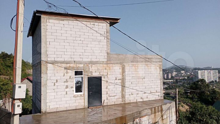 Коттедж 230 м² на участке 4 сот.