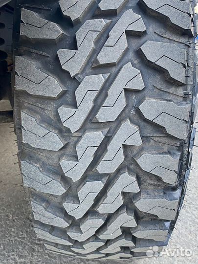 Yokohama Geolandar M/T G003 265/70 R17 118Q