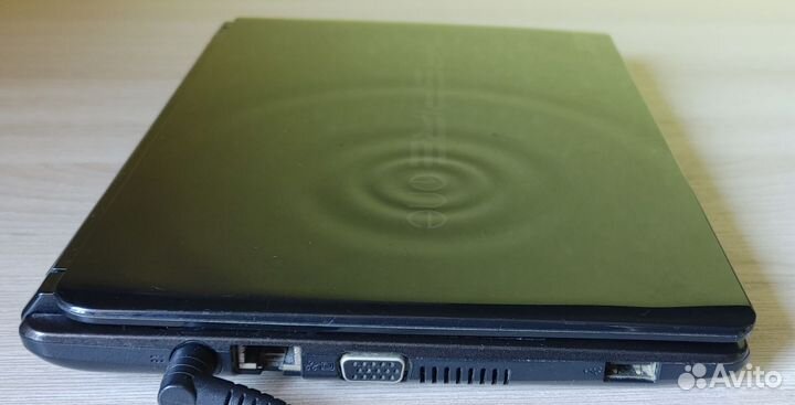 Нетбук Acer Aspire One D270