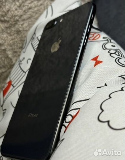 iPhone 8 Plus, 256 ГБ