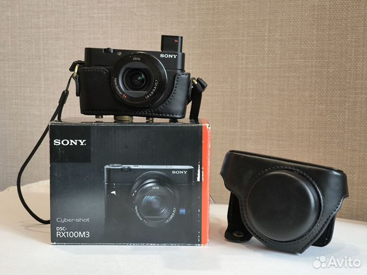 Фотоаппарат Sony rx100m3