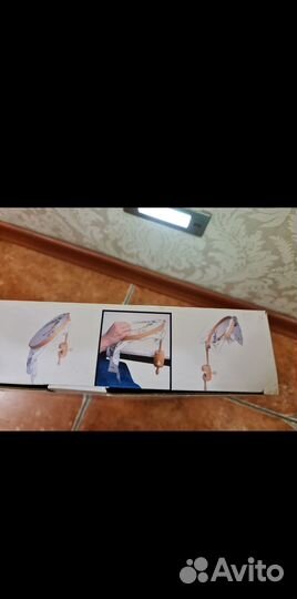 Пяльцы для вышивания с креплением к столу. Англия