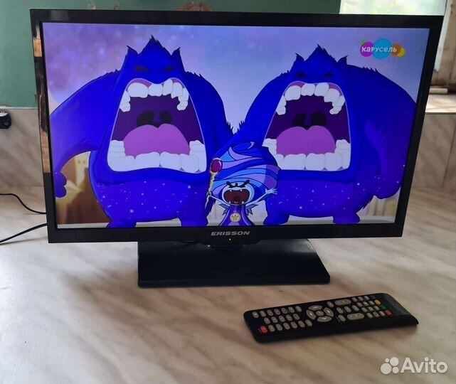Телевизор LED 22 дюйма встроенная приставка на 20к