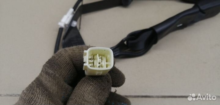 Ответная часть ремня безопасности Hi Lux 2015