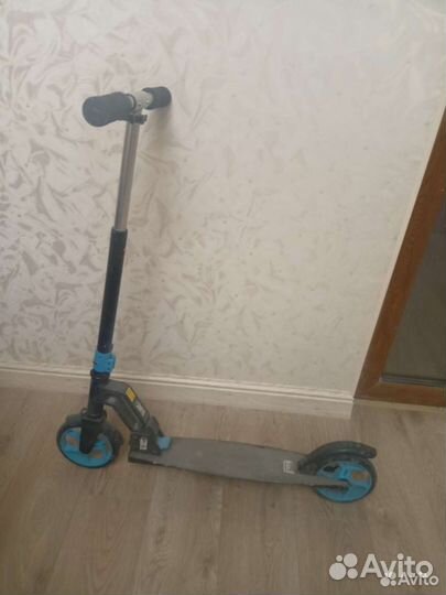 Самокат двухколесный