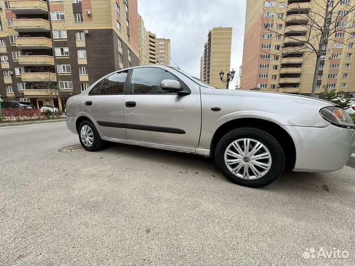 Nissan Almera 1.5 МТ, 2004, 256 000 км