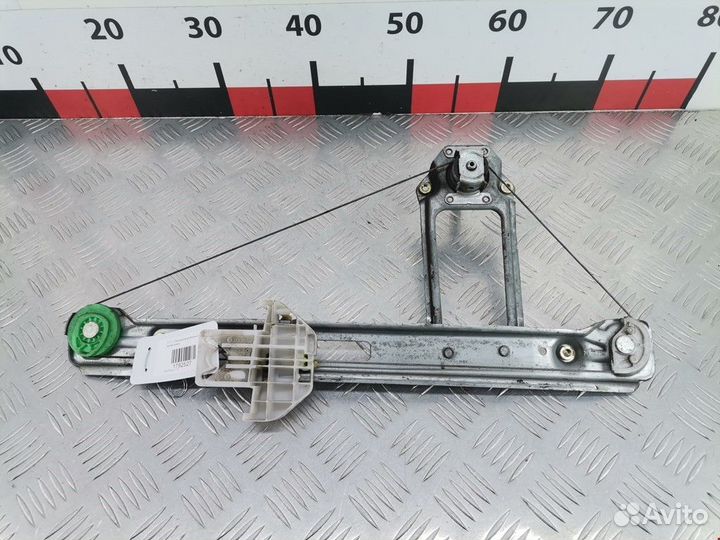 Стеклоподъемник Ford Focus рест. 2004 1331607