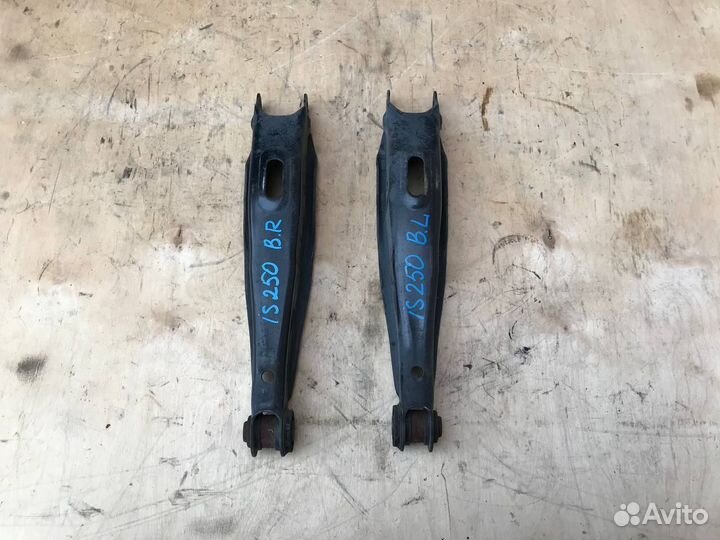 Рычаг задний Lexus IS250 GS300 Crown GRS180