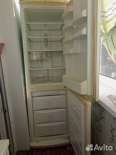 Холодильник бу lg