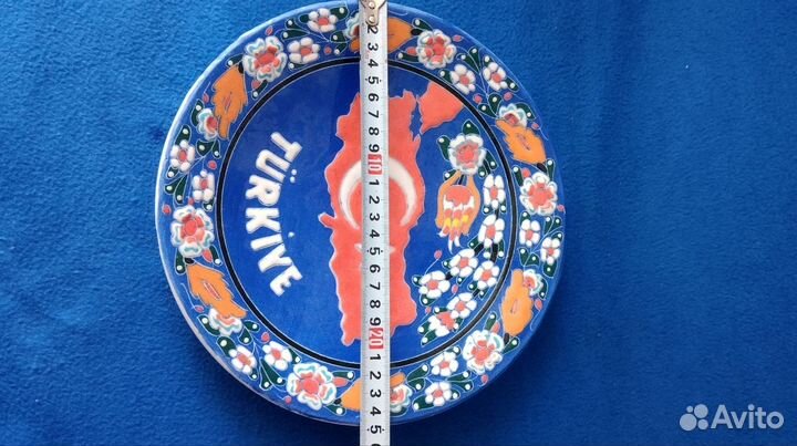 Тарелка настенная декоративная
