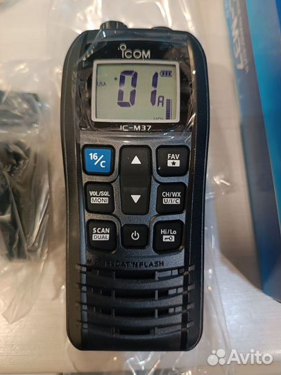 Рация iCom ic-m37, морская укв радиостанция