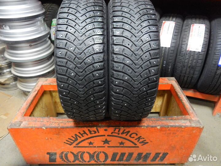 Michelin X-Ice North 2 215/65 R16