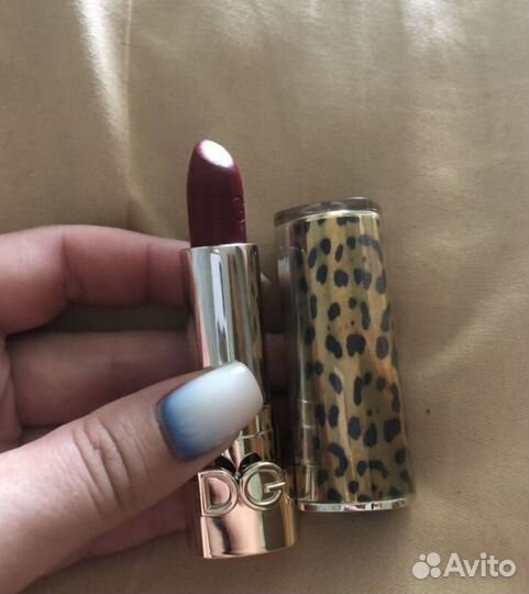 Помады в наличии