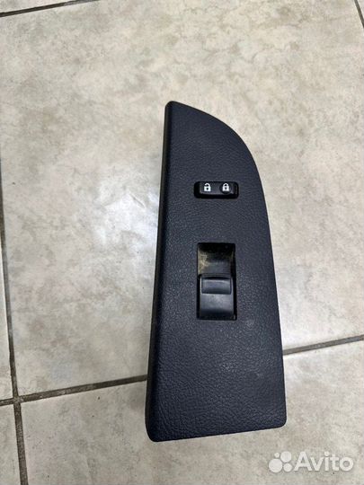 Накладка блока управления стеклоподъемниками