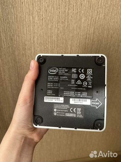 Компьютер Intel NUC