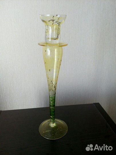 Подсвечник из цветного стекла