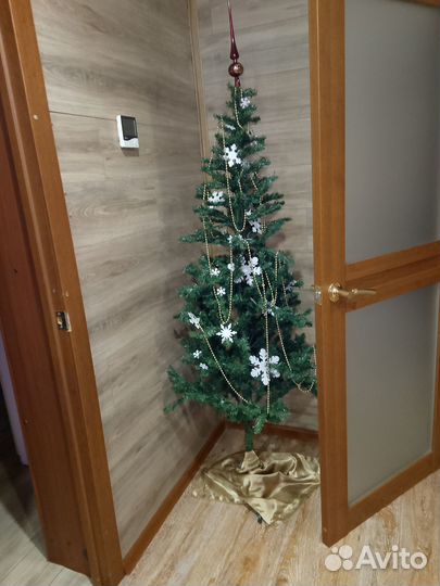 Ель искуственная