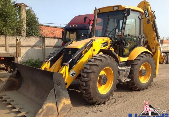 Аренда спецтехники (экскаватор-погрузчик)