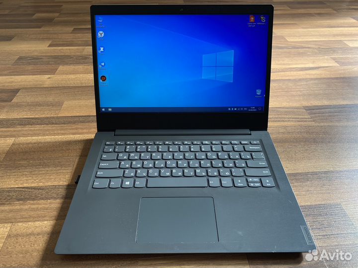 Продаю ноутбук Lenovo 14 ada