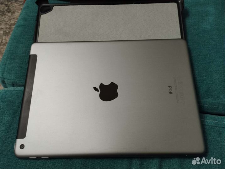 iPad (5 поколение)