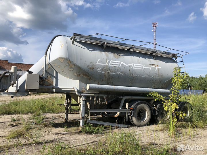 Цементовозная цистерна