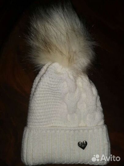 Шапка зимняя для девочки 5-6 лет