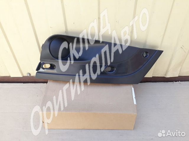 Заглушка под противотуманную фару правая ваз Веста