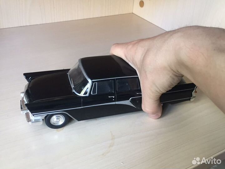 Газ - 14 «Чайка» (1:24)