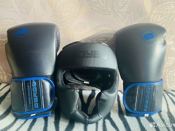 Комплект Перчатки+Шлем Boybo(новые)