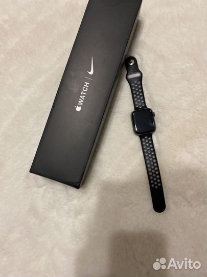 Часы apple watch 5 44 mm nike